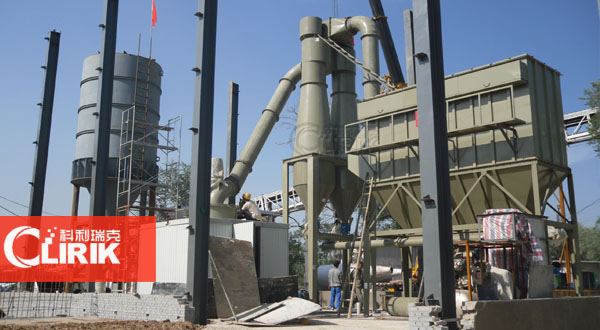 工業(yè)磨粉機(jī)有哪些？雷蒙磨粉機(jī).超細(xì)磨粉機(jī).超細(xì)立式磨粉機(jī)都怎樣調(diào)節(jié)磨粉機(jī)的細(xì)度和產(chǎn)量？